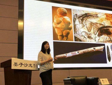 骨骼中、土壤里，哪里DNA组受干扰的比较少？